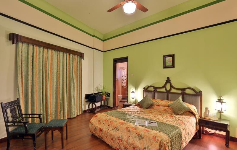Hotel Mandovi Панаджи Экстерьер фото